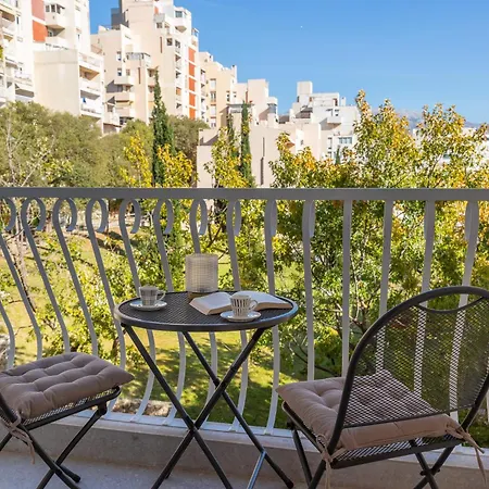 Leonela * Сплит