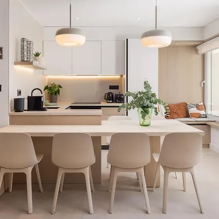 Leonela * Спліт